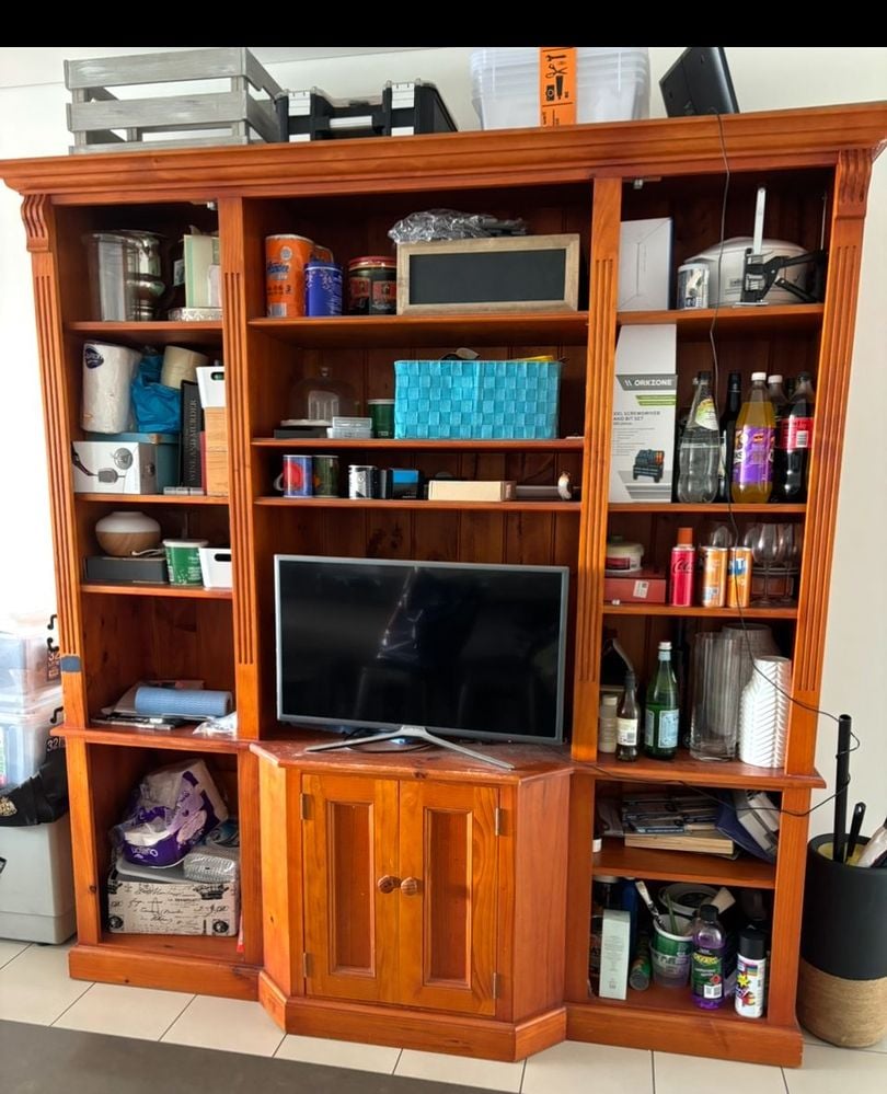 original cabinet.jpg original cabinet.jpg