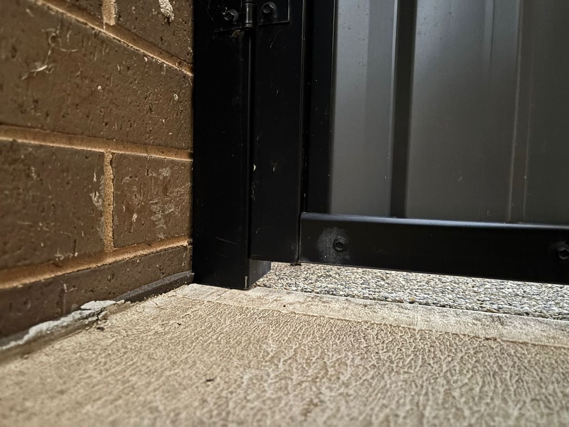 How to secure Colorbond gate post? - Bunnings Workshop community