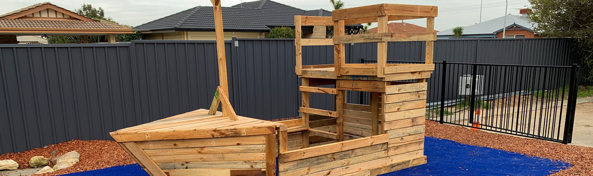 Yorky88PirateShip.png Yorky88PirateShip.png