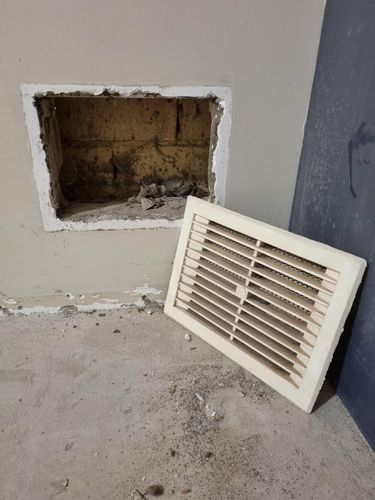 wall vent.jpg wall vent.jpg