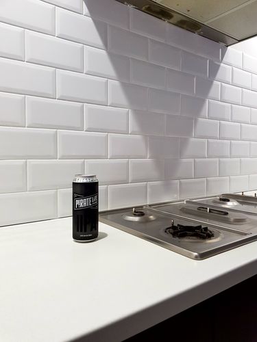 Splashback1.jpg Splashback1.jpg