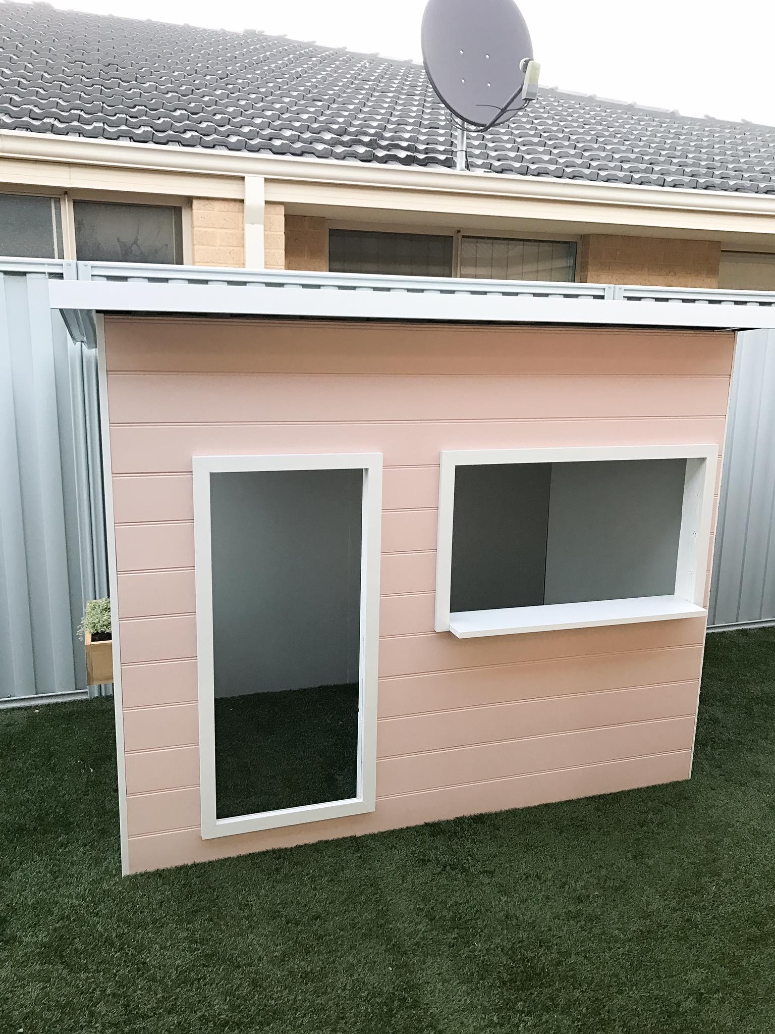 cubby3.jpg cubby3.jpg