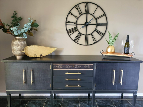 Second_black.png Second_black.png