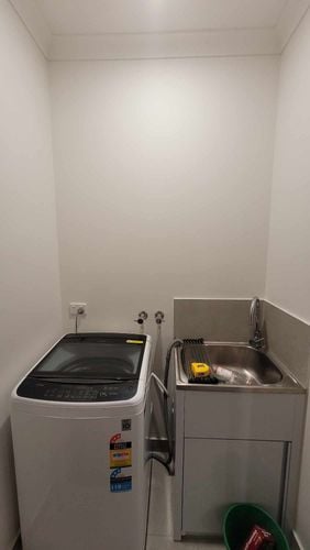 Laundry.jpg Laundry.jpg