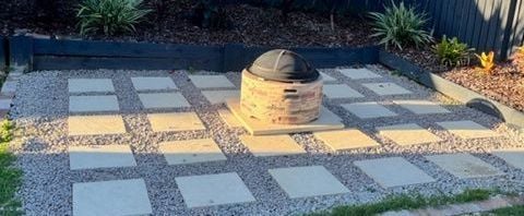 Fire pit area with pavers and stones.jpg Fire pit area with pavers and stones.jpg