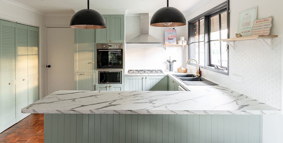 MIHKitchen.jpeg MIHKitchen.jpeg