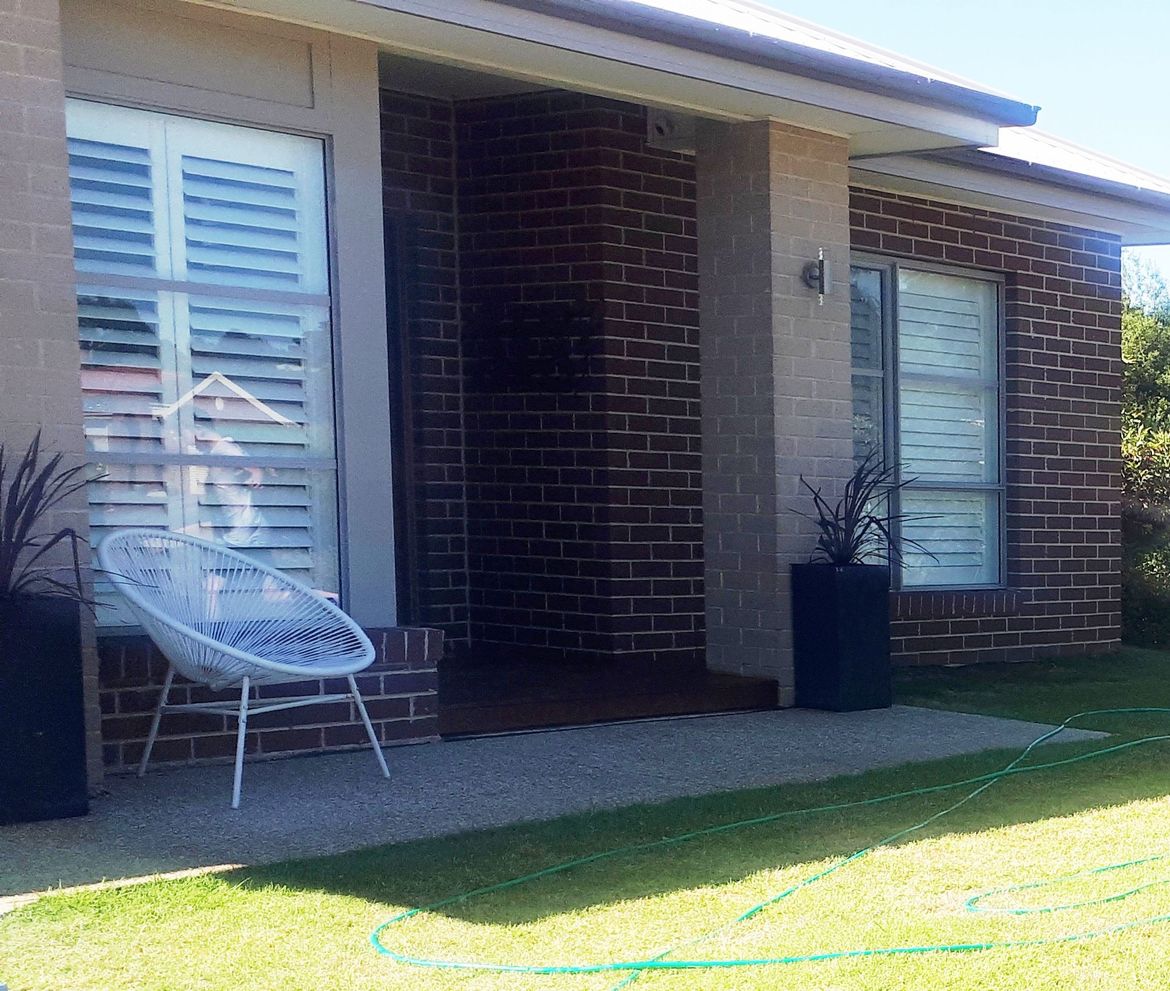 Brick Pillar - Before 1.jpg Brick Pillar - Before 1.jpg