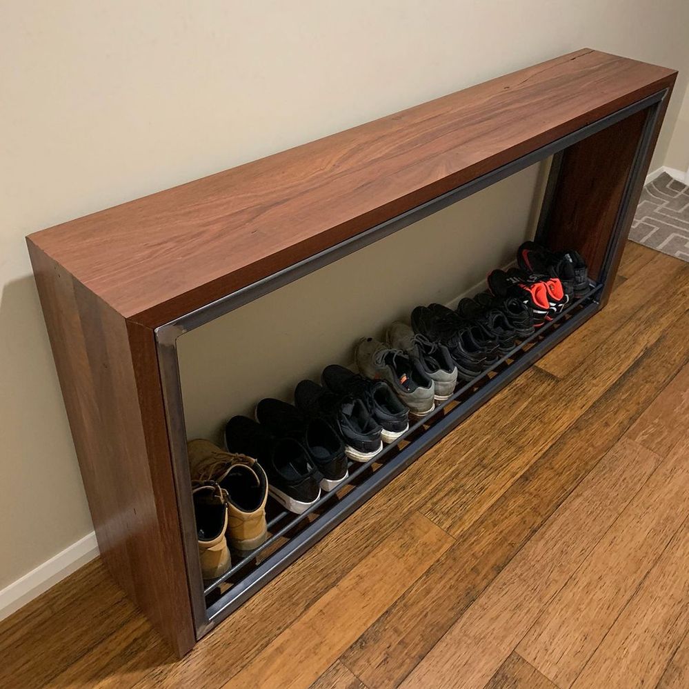 HallwaySideboard.jpeg HallwaySideboard.jpeg