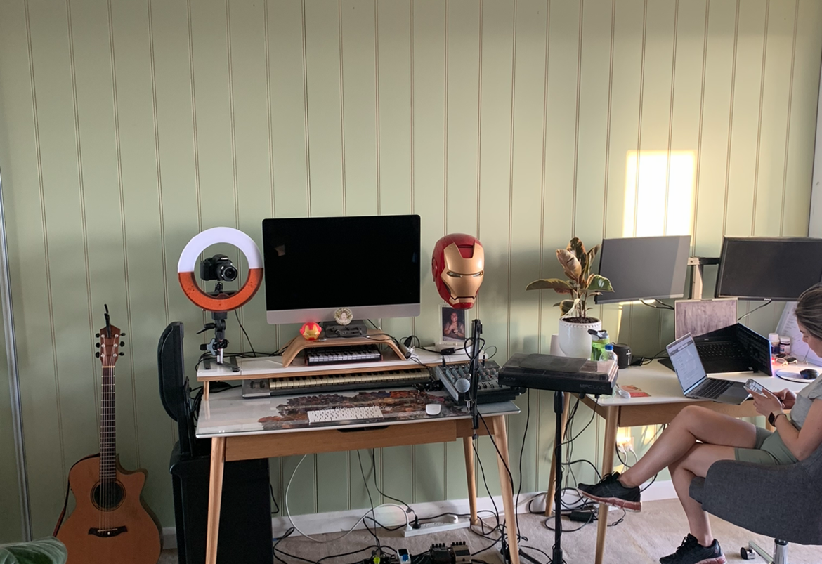 VJOffice.png VJOffice.png