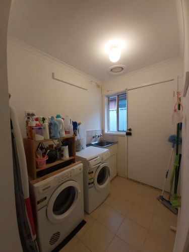 laundry (3).jpeg laundry (3).jpeg