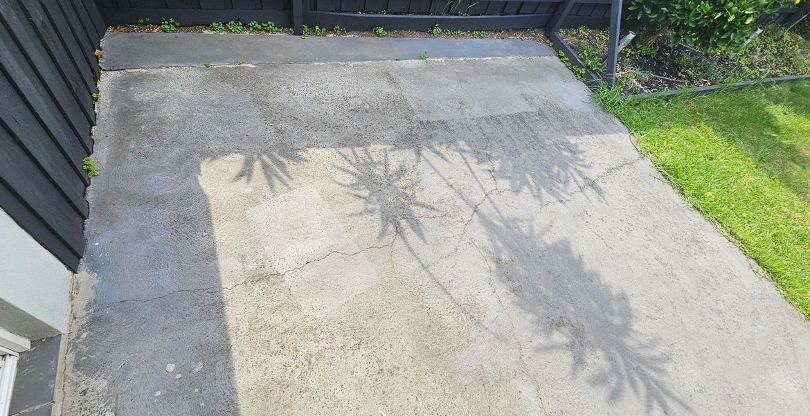 Floor_Front_Patio.jpg Floor_Front_Patio.jpg