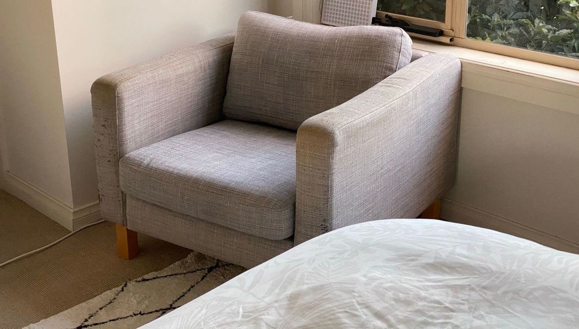 old_chair.JPEG old_chair.JPEG