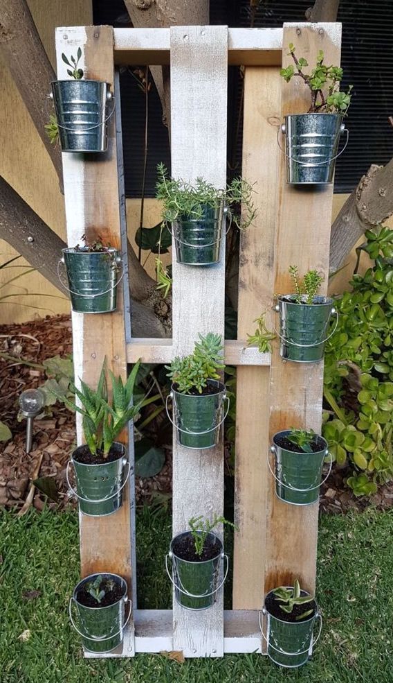 pallet planter.jpeg pallet planter.jpeg