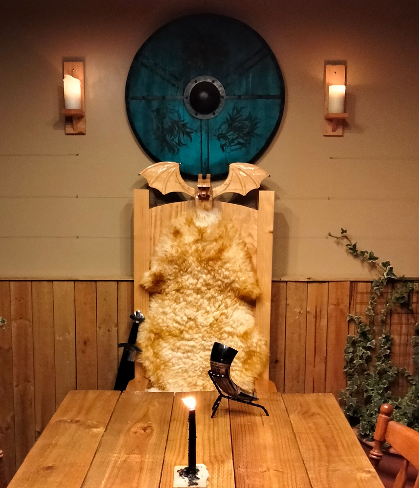 dragon chair.png dragon chair.png