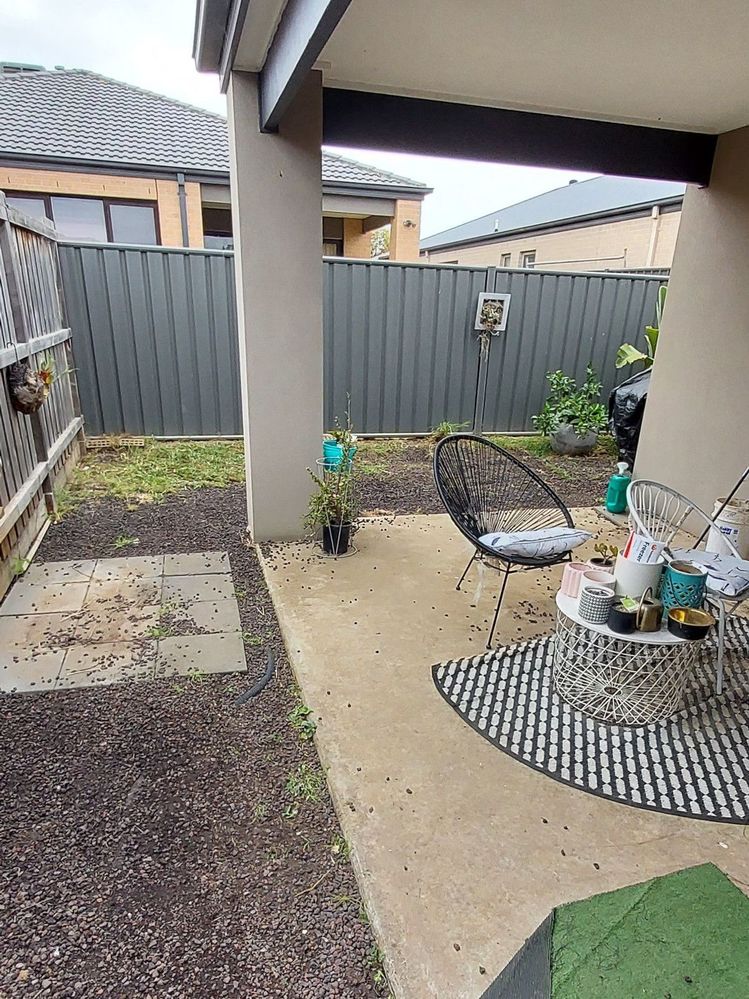 bare-yard-with-gravel.jpeg bare-yard-with-gravel.jpeg