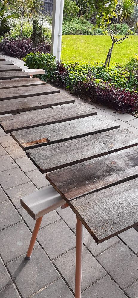 Fence palings cut.jpg Fence palings cut.jpg