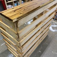 7.2 Bar top varnished.jpg 7.2 Bar top varnished.jpg