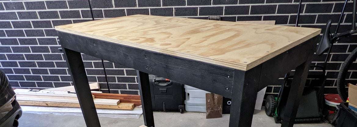 Mobile workbench with storage and drawer.jpg Mobile workbench with storage and drawer.jpg