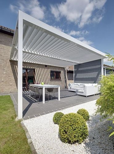 louvreroof.jpg louvreroof.jpg