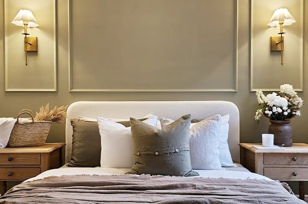 Guest bedroom makeover with feature wall.jpeg Guest bedroom makeover with feature wall.jpeg