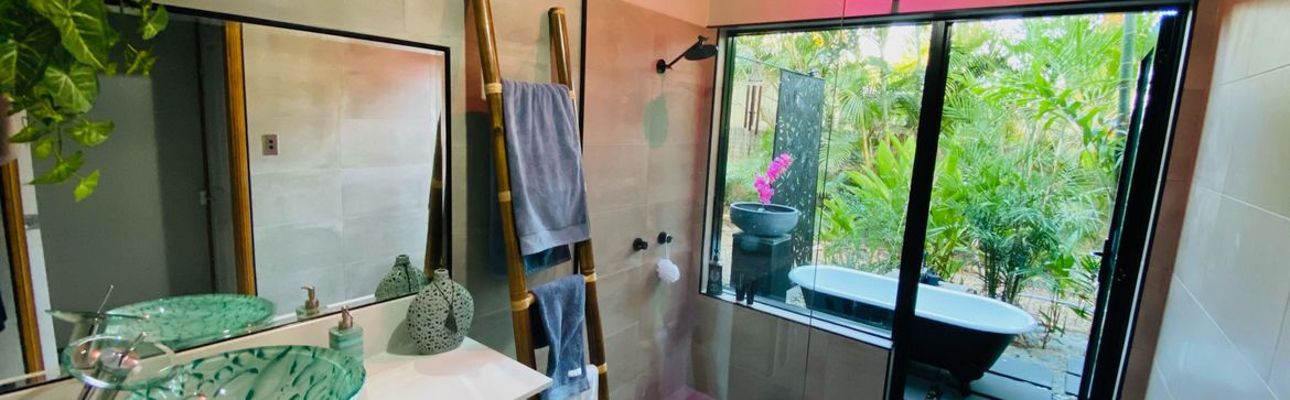 Bathroom reno with outdoor clawfoot bath.jpeg Bathroom reno with outdoor clawfoot bath.jpeg