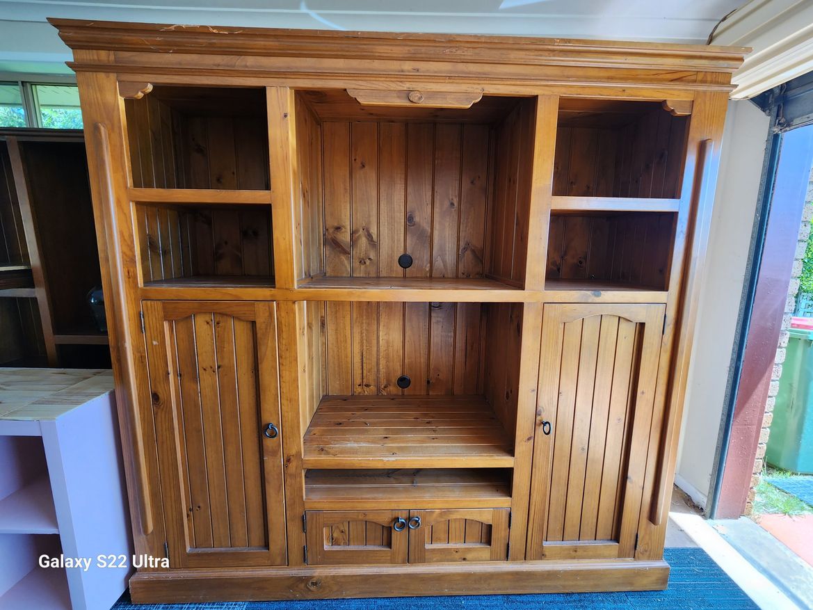 Mudroom original.jpg Mudroom original.jpg