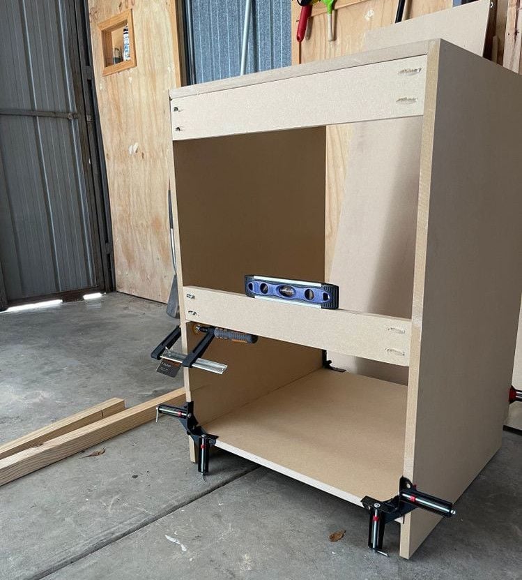 Laundry_One.jpeg Laundry_One.jpeg