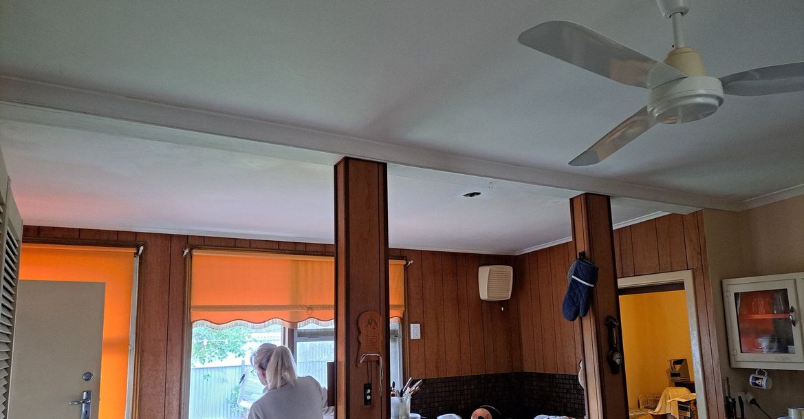 Kitchen-beam.jpg Kitchen-beam.jpg