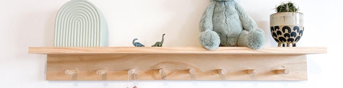 PeteShelf.jpeg PeteShelf.jpeg