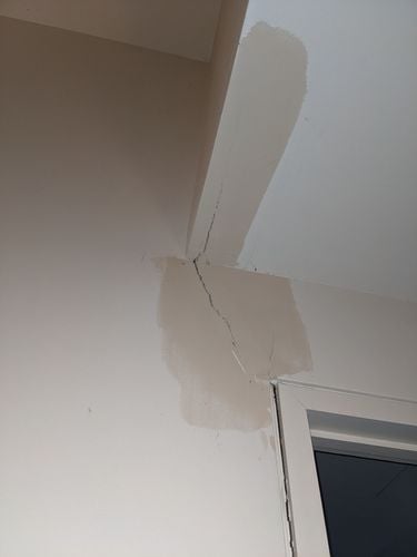 PXL_20250406_050429676.jpg PXL_20250406_050429676.jpg