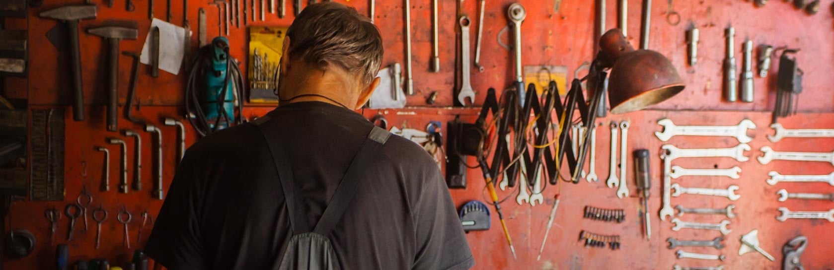 Man-With-Tools.jpg Man-With-Tools.jpg