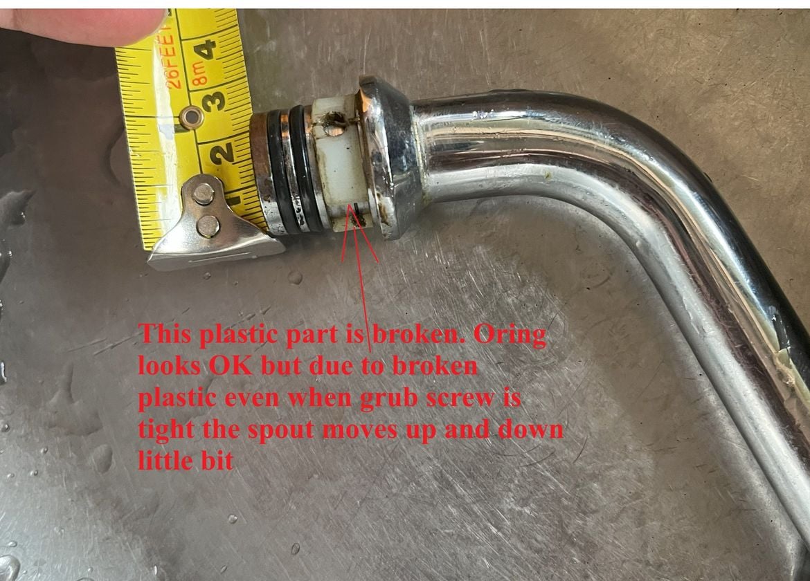 Spout plastic.jpg Spout plastic.jpg