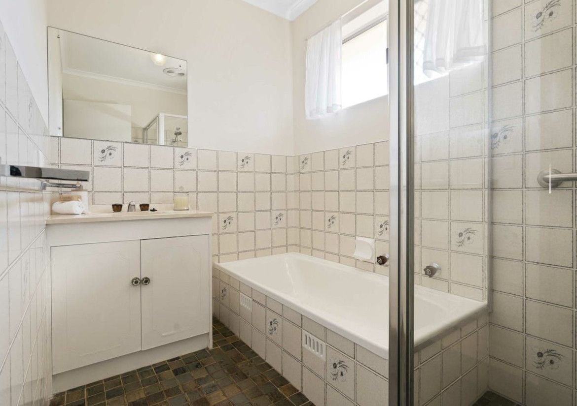 dated-bathroom.jpg dated-bathroom.jpg