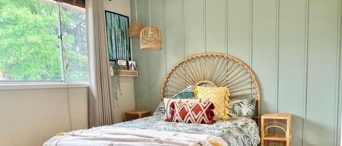 Bedroom feature wall with pine battens.jpeg Bedroom feature wall with pine battens.jpeg