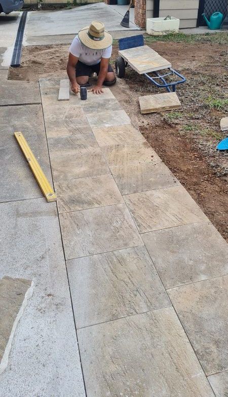 sun_hat.jpg sun_hat.jpg