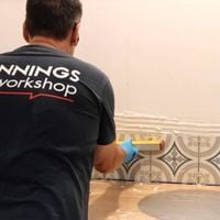 4.1 Ensure tiles are level.jpeg 4.1 Ensure tiles are level.jpeg