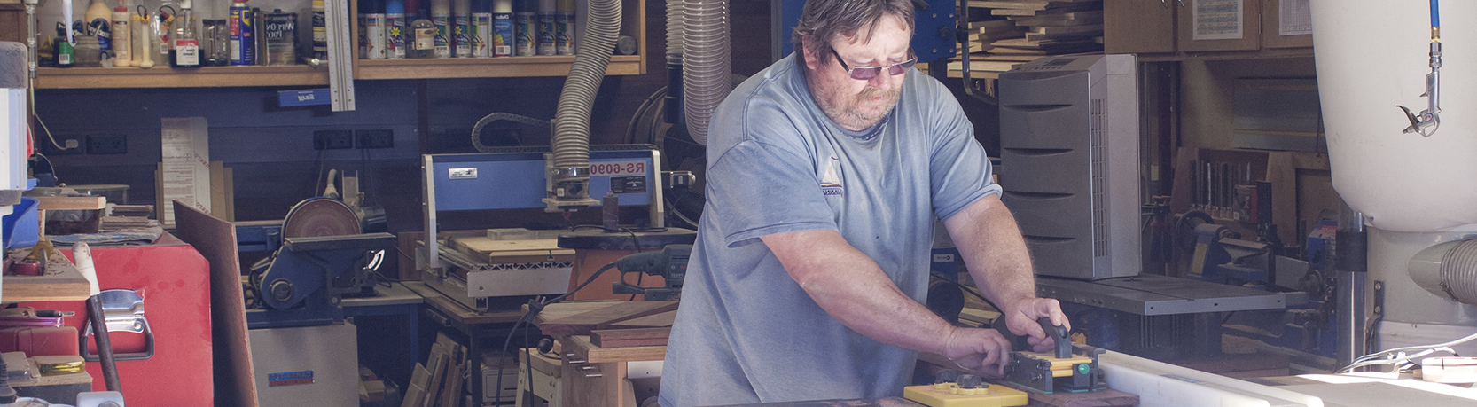 WayneOnTools.png WayneOnTools.png