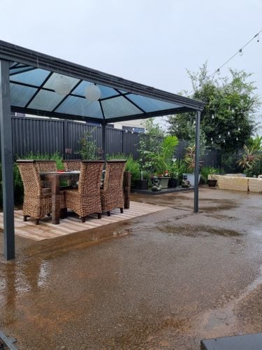 WET_OUTSIDE.jpeg WET_OUTSIDE.jpeg