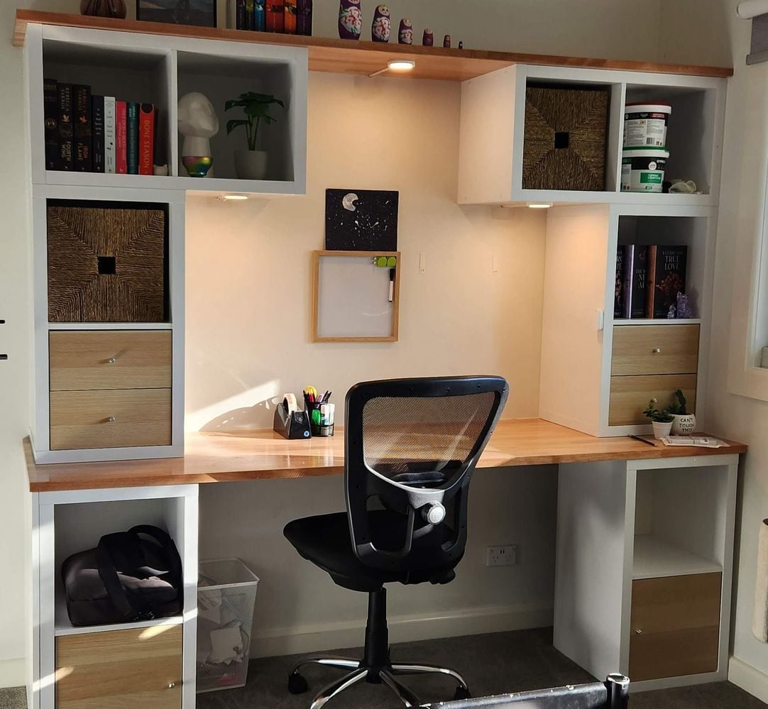 Desk With Storage Cubes