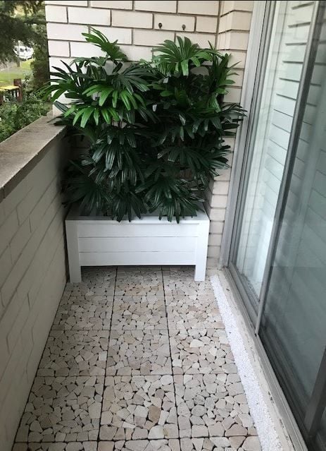 Balcony After3.JPG Balcony After3.JPG