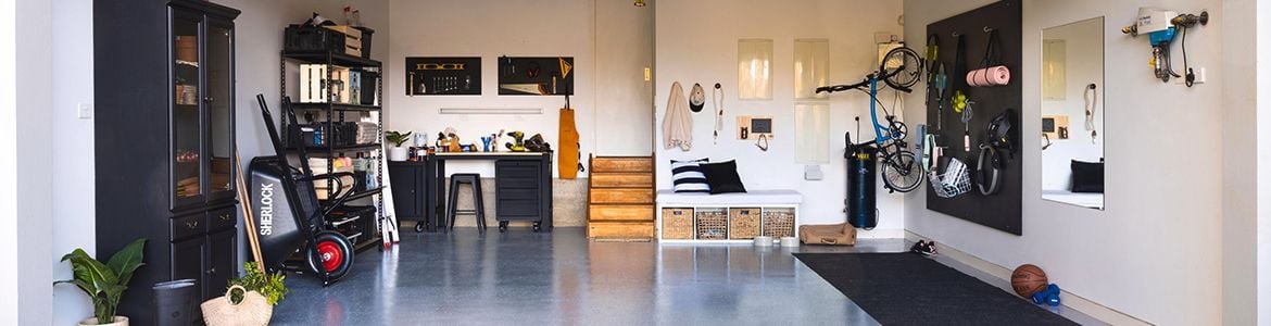 Organised garage.jpeg Organised garage.jpeg