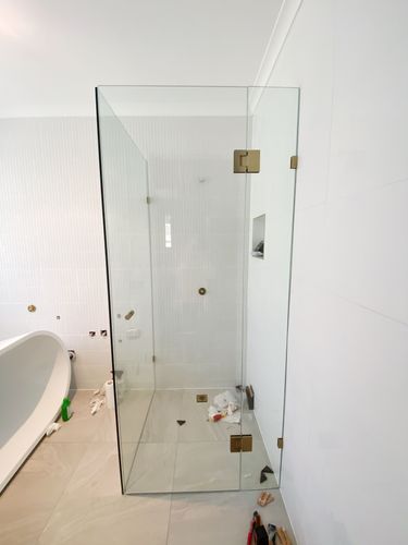 shower screen installation.JPG shower screen installation.JPG