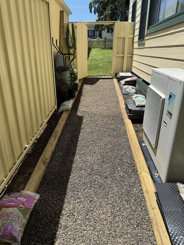 IMG_2477_roadbase.jpg IMG_2477_roadbase.jpg