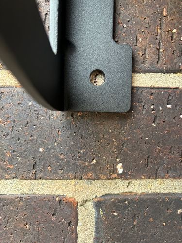 6_align bottom holes.jpeg 6_align bottom holes.jpeg