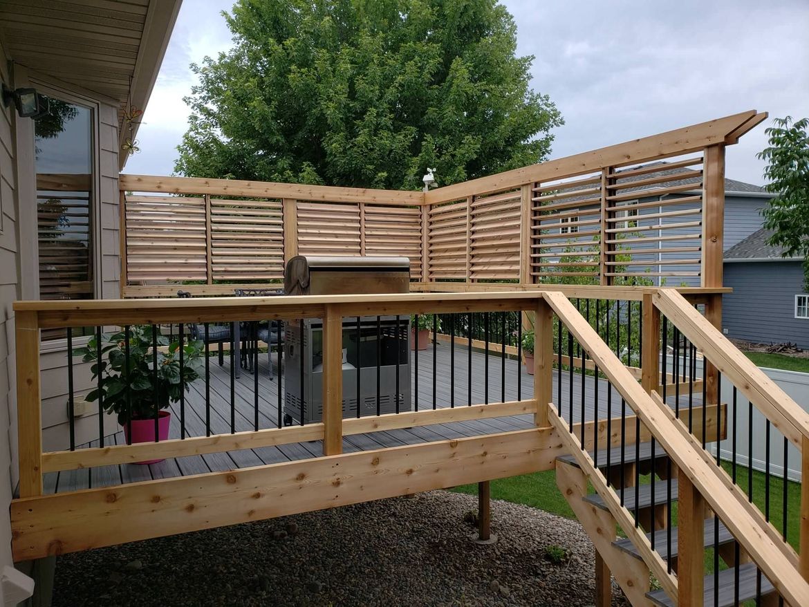 beautiful-privacy-wall-above-deck-railing-on-raised-deck-flexfence-img~1561ca390bcb90c3_14-9580-1-6d91af0 beautiful-privacy-wall-above-deck-railing-on-raised-deck-flexfence-img~1561ca390bcb90c3_14-9580-1-6d91af0