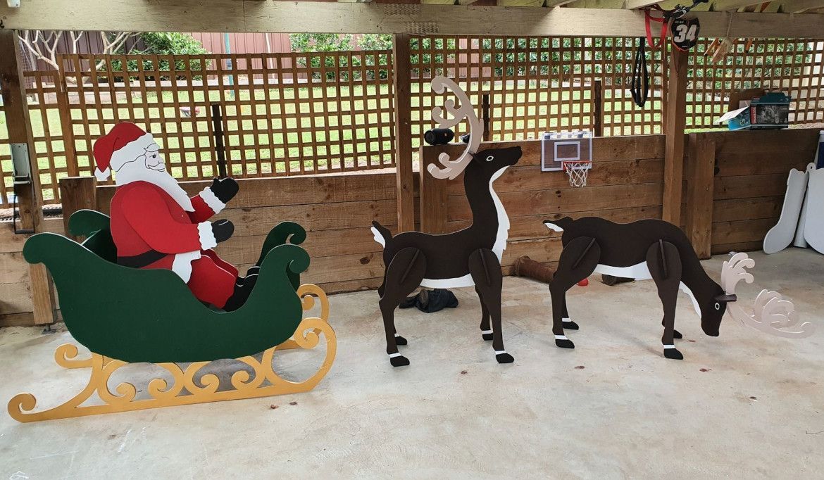 reindeer-and-sleigh-assembled.jpg reindeer-and-sleigh-assembled.jpg