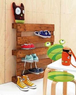 pallet-shoe-rack.jpg pallet-shoe-rack.jpg