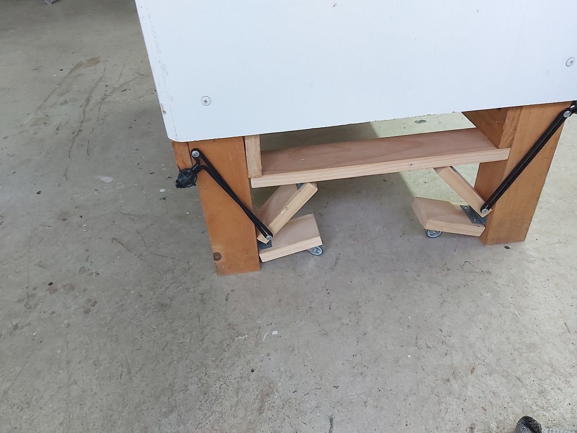 retractable wheels.jpeg retractable wheels.jpeg