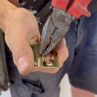 9.1 Adjust catch plate if needed.jpg 9.1 Adjust catch plate if needed.jpg