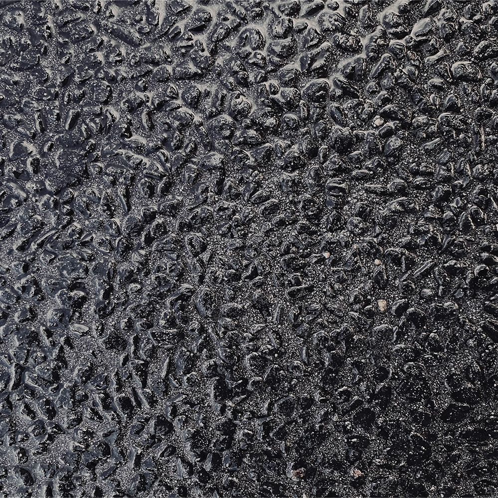 Black-Black.jpg Black-Black.jpg